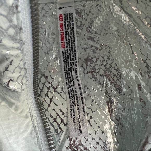 FP Movement by Free People metallic Blue lightweight windbreaker short set - Picture 8 of 15